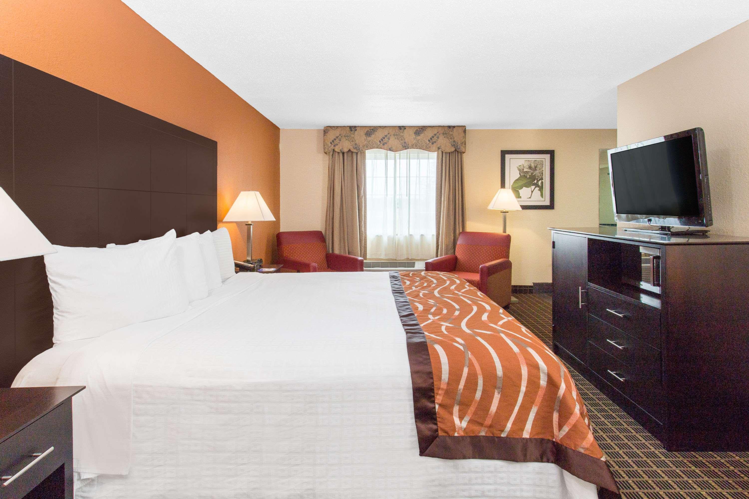 Baymont By Wyndham Muskegon Hotell Eksteriør bilde