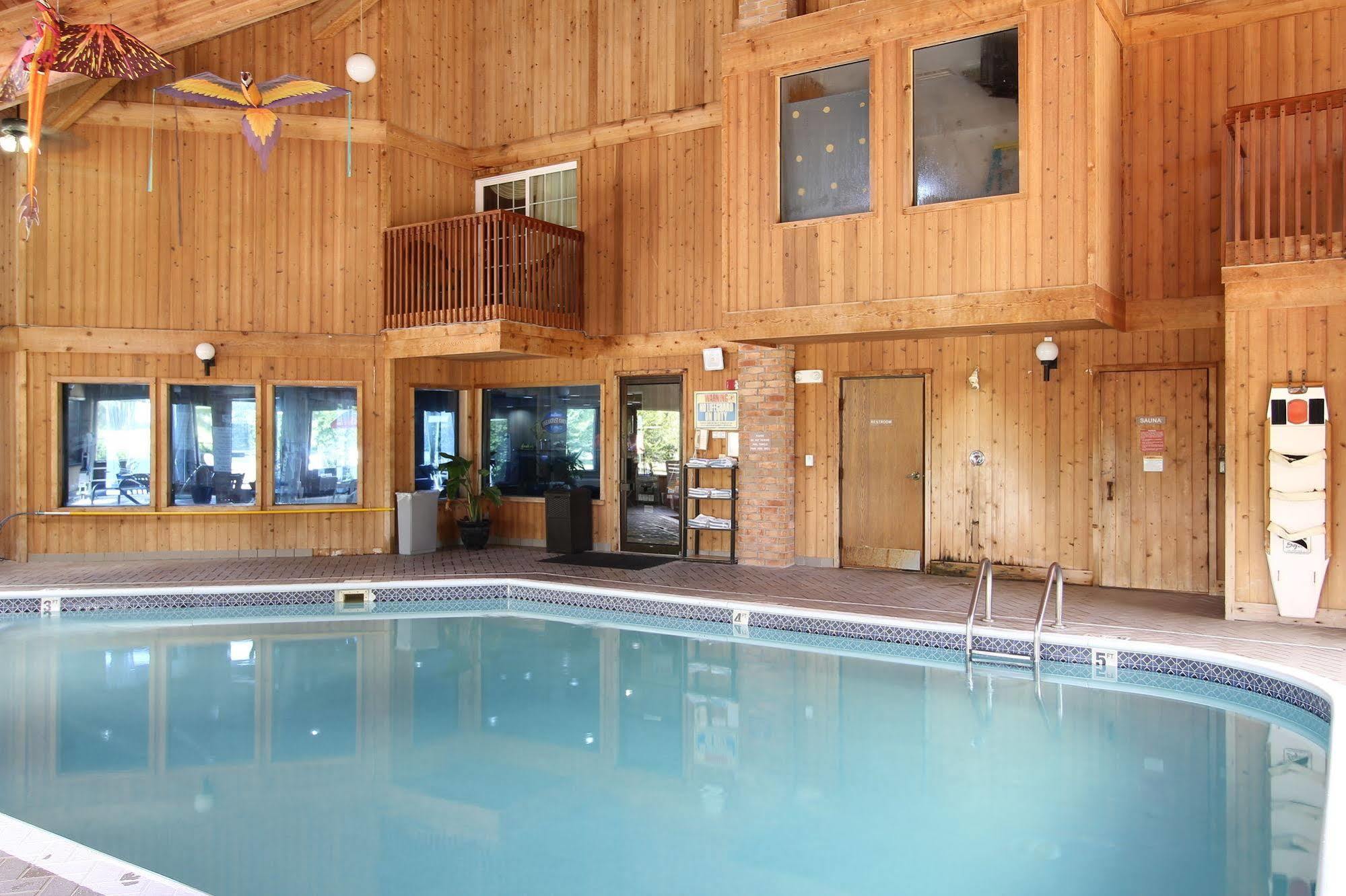 Baymont By Wyndham Muskegon Hotell Eksteriør bilde